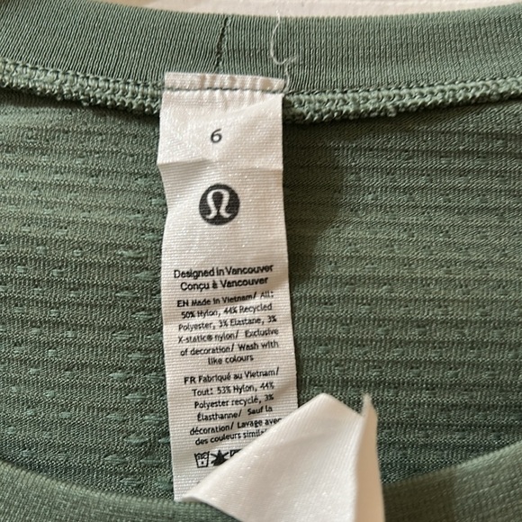 Swiftly Tech Long Sleeve Hip Length - Picture 3 of 6